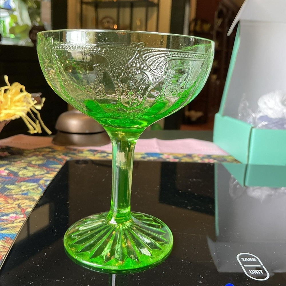 VTG Anchor Hocking  4.75" Tall Sherbert Dish/Champagne Glass Green Uranium